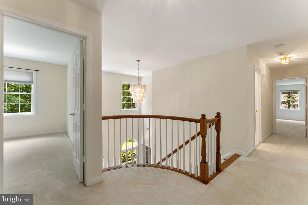 2415 BRIGHTON PLACE