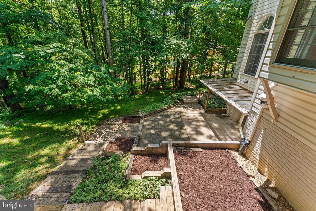 2415 BRIGHTON PLACE