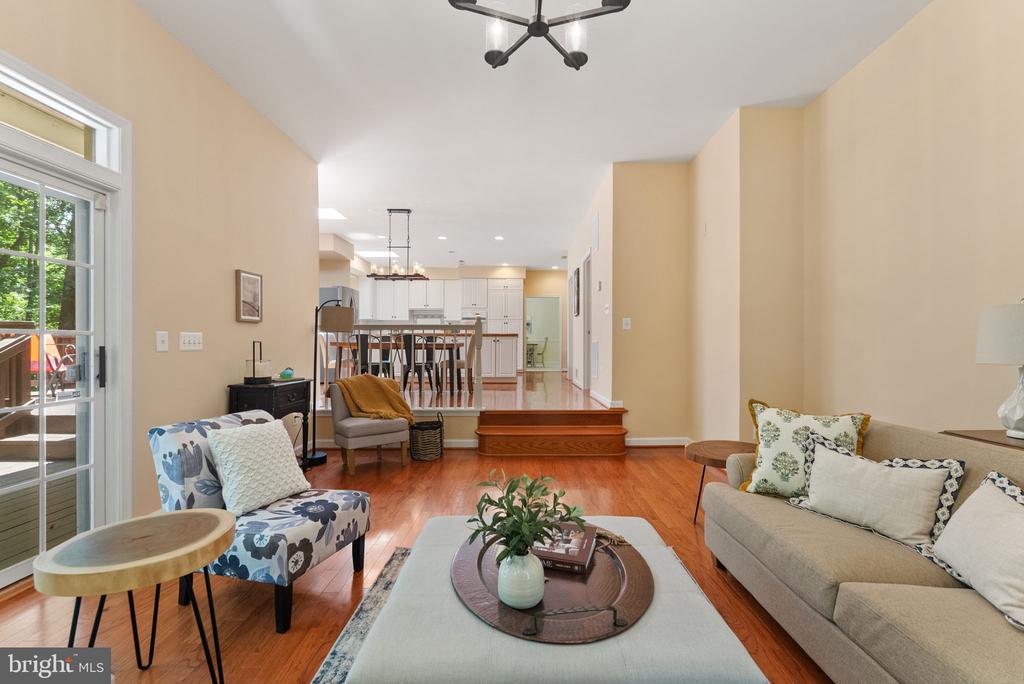 2415 BRIGHTON PLACE
