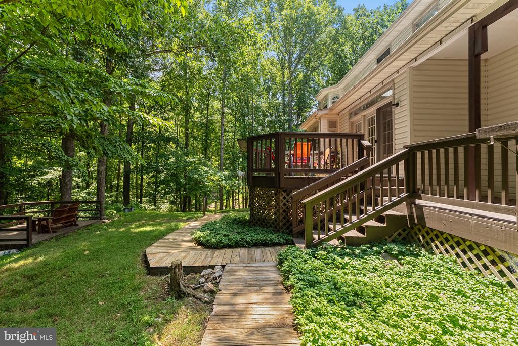 2415 BRIGHTON PLACE