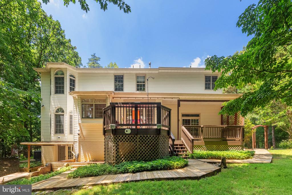 2415 BRIGHTON PLACE