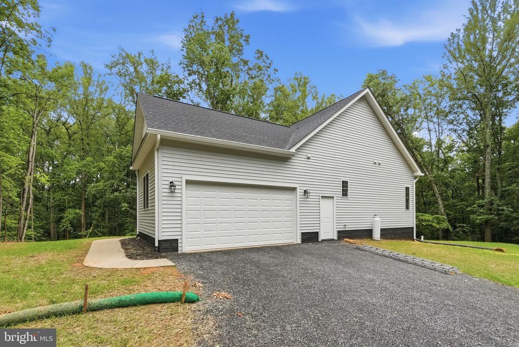 4414 INDIAN RUN RD