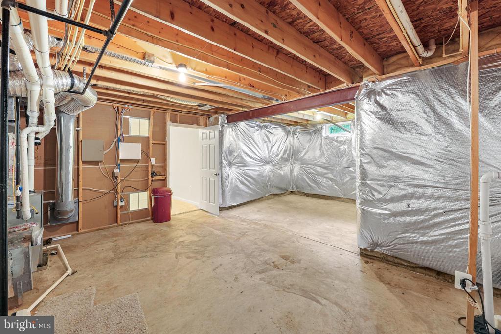 161 KING EDWARD COURT