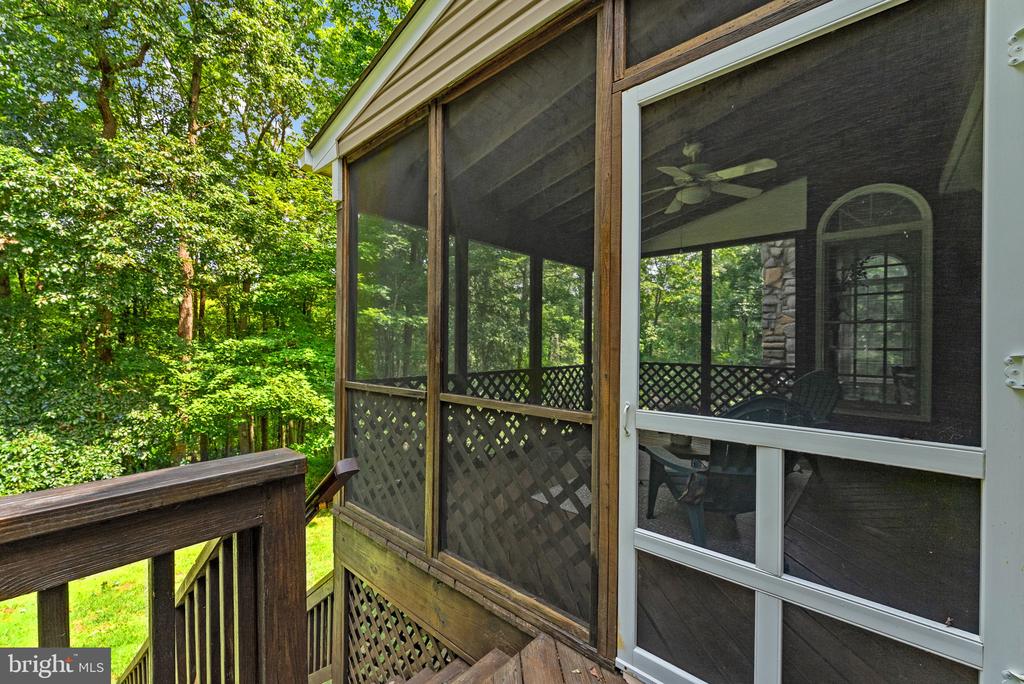 3562 SOUTHAMPTON DRIVE