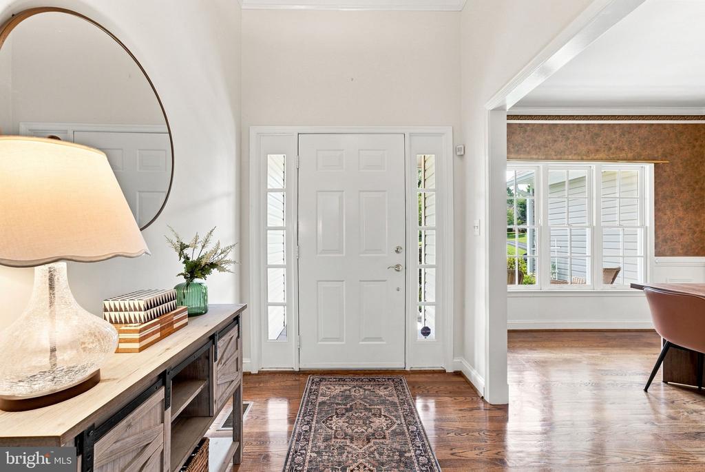 3562 SOUTHAMPTON DRIVE