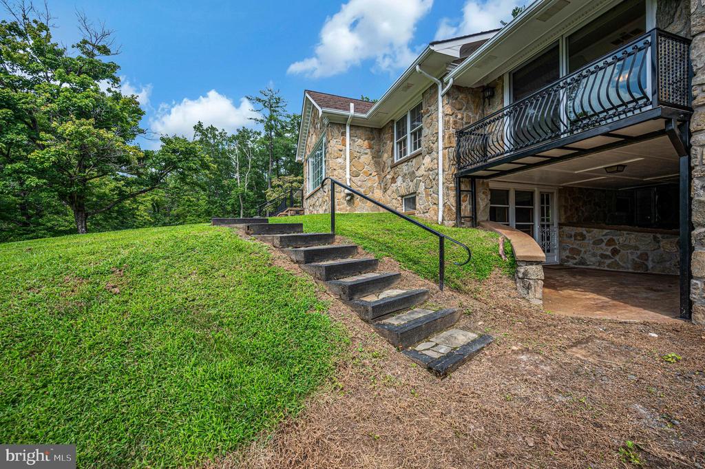 6146 DUNCAN TRAIL