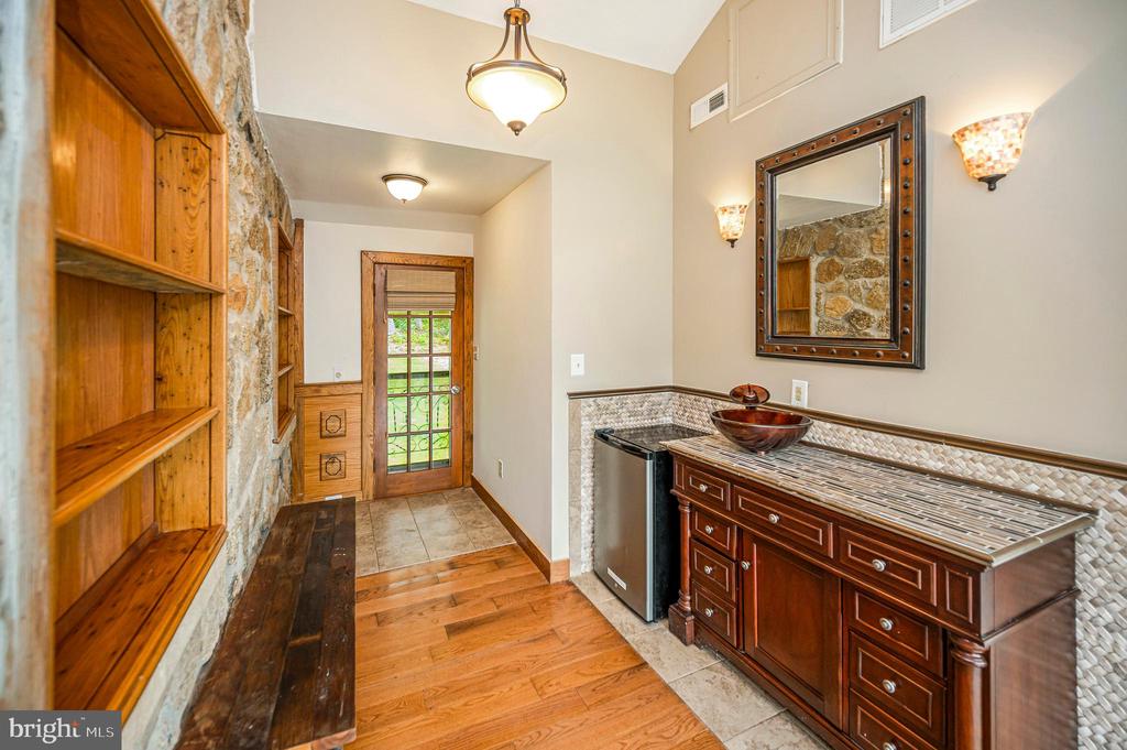 6146 DUNCAN TRAIL