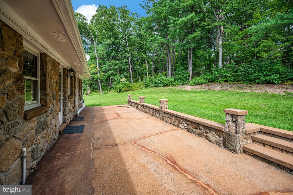 6146 DUNCAN TRAIL