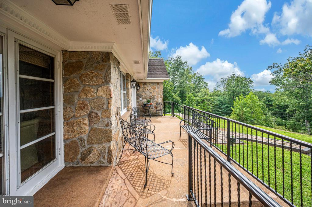 6146 DUNCAN TRAIL