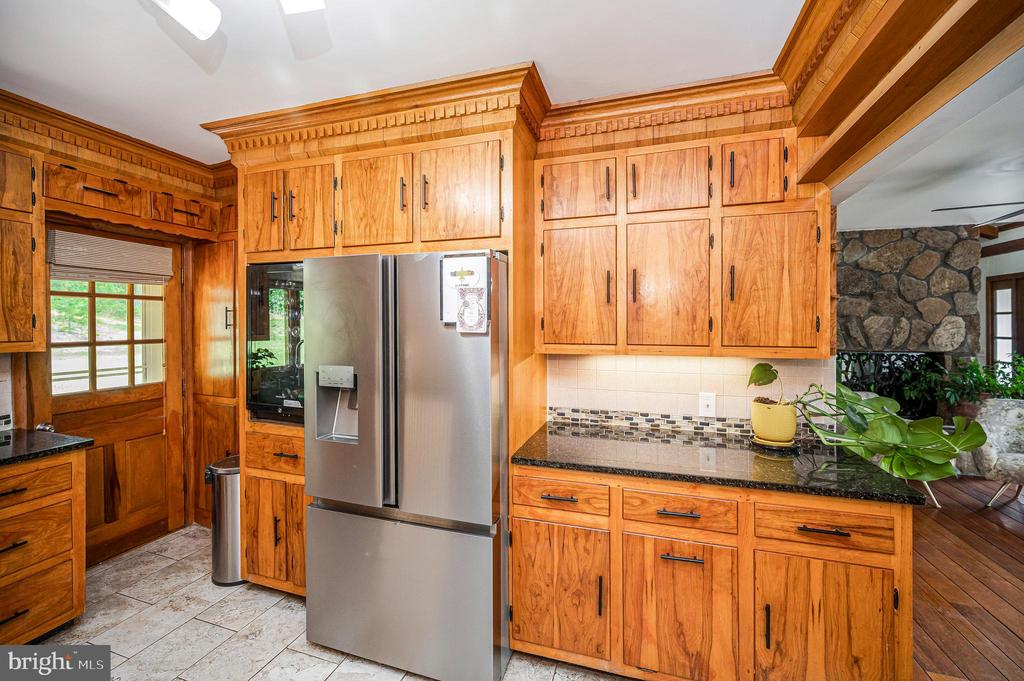 6146 DUNCAN TRAIL