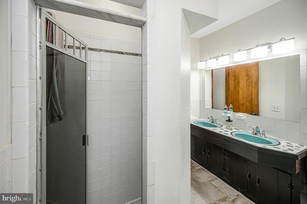 6146 DUNCAN TRAIL