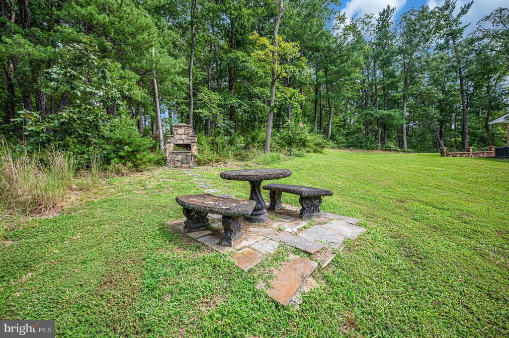 6146 DUNCAN TRAIL
