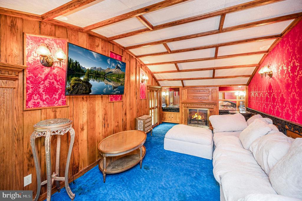 6146 DUNCAN TRAIL