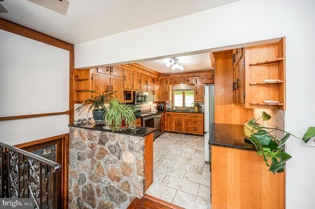 6146 DUNCAN TRAIL