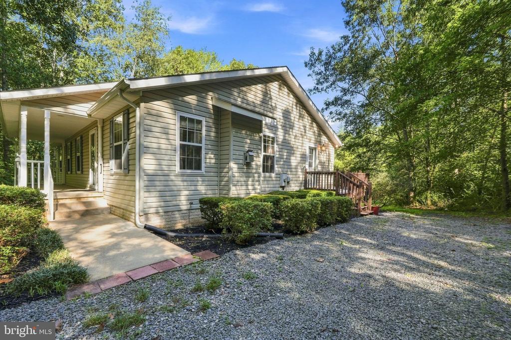 9109 WOODBROOK LANE