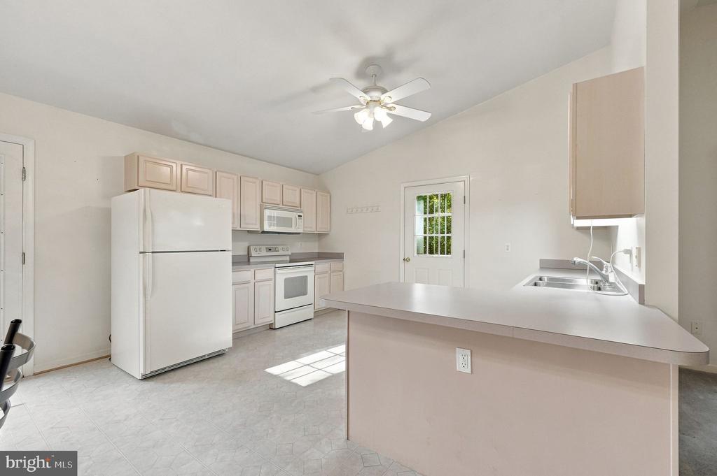 9109 WOODBROOK LANE