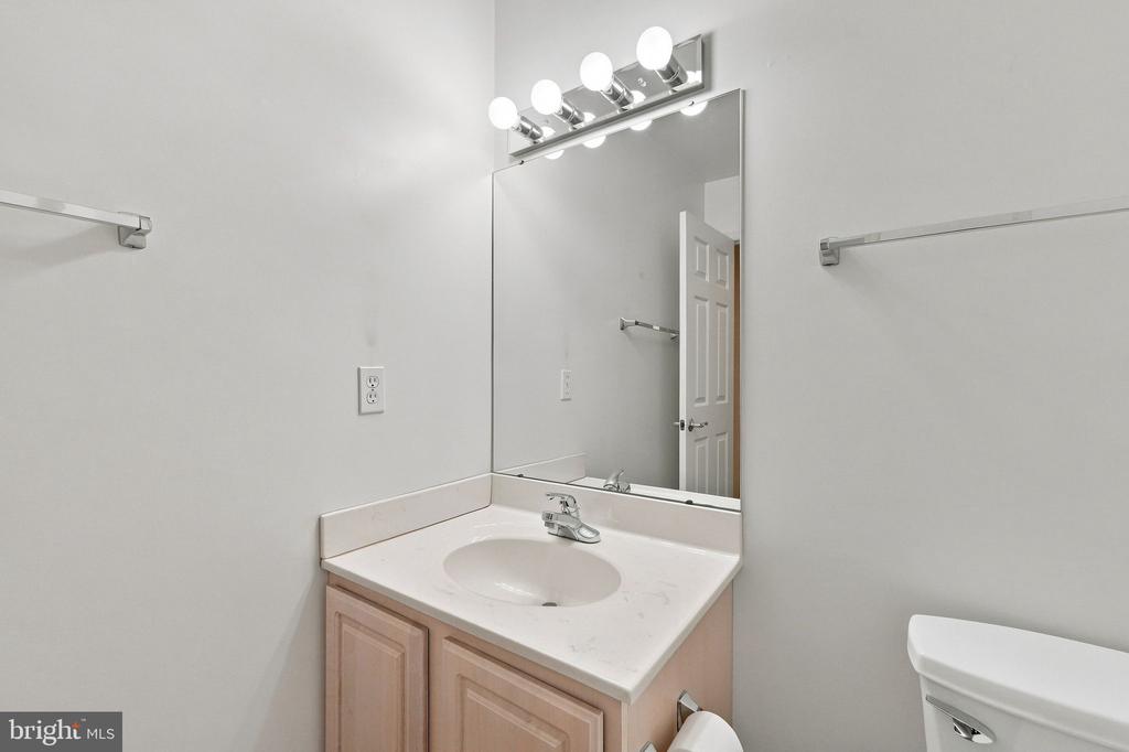9109 WOODBROOK LANE