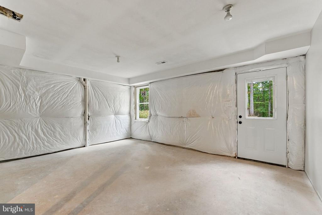 1375 ROSE LANE