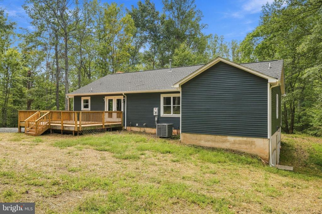 1375 ROSE LANE