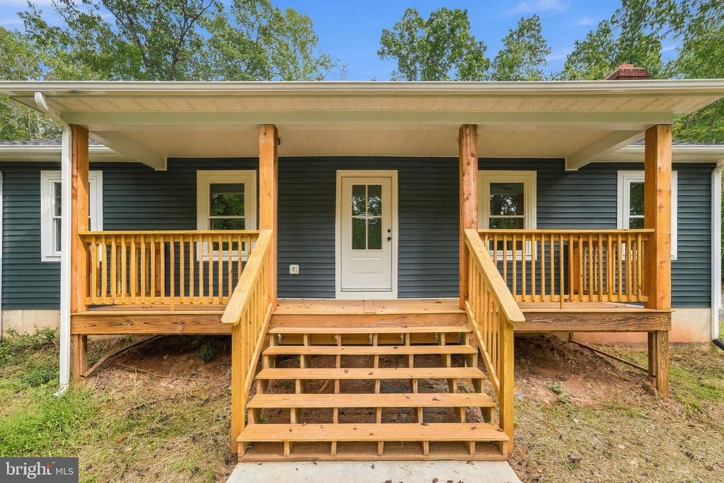 1375 ROSE LANE