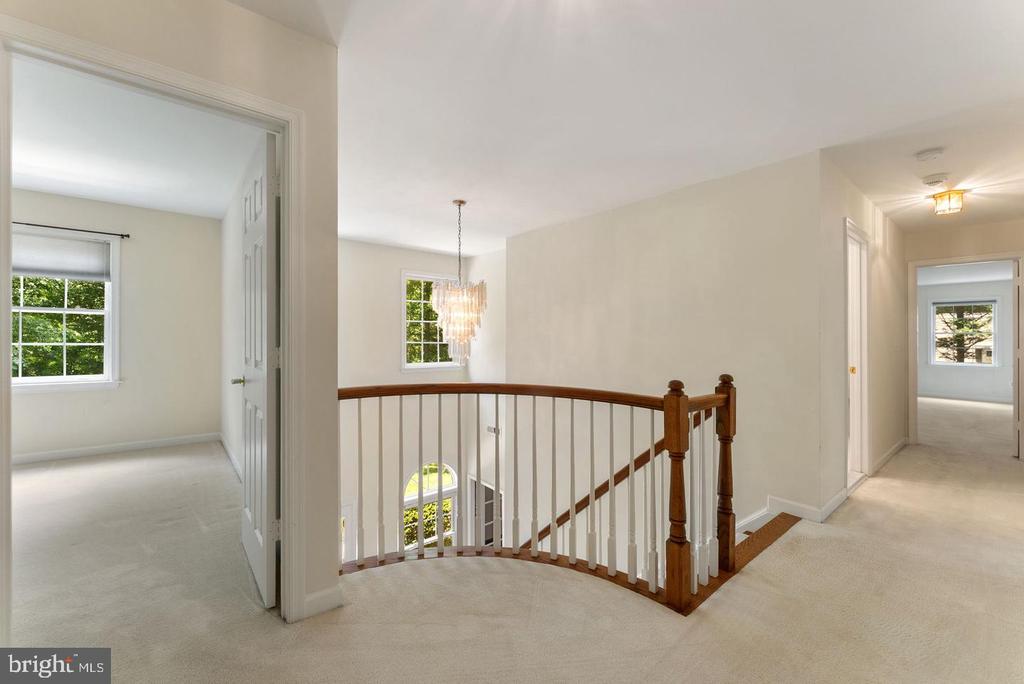 2415 BRIGHTON PLACE