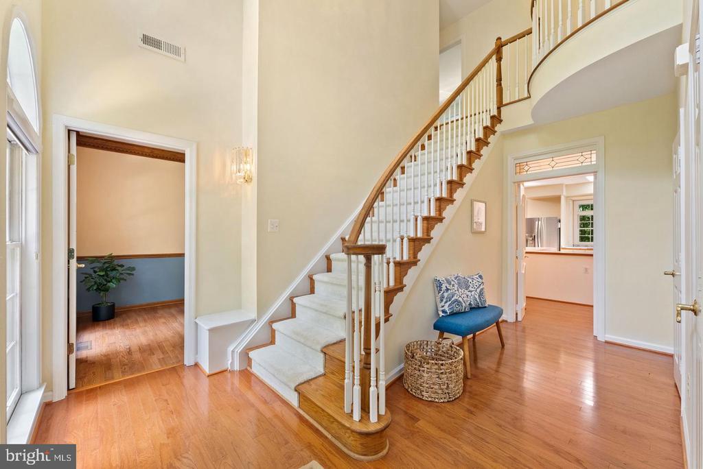 2415 BRIGHTON PLACE
