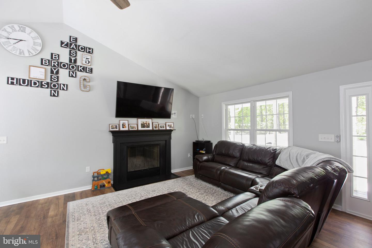 5115 Gatewood ROAD