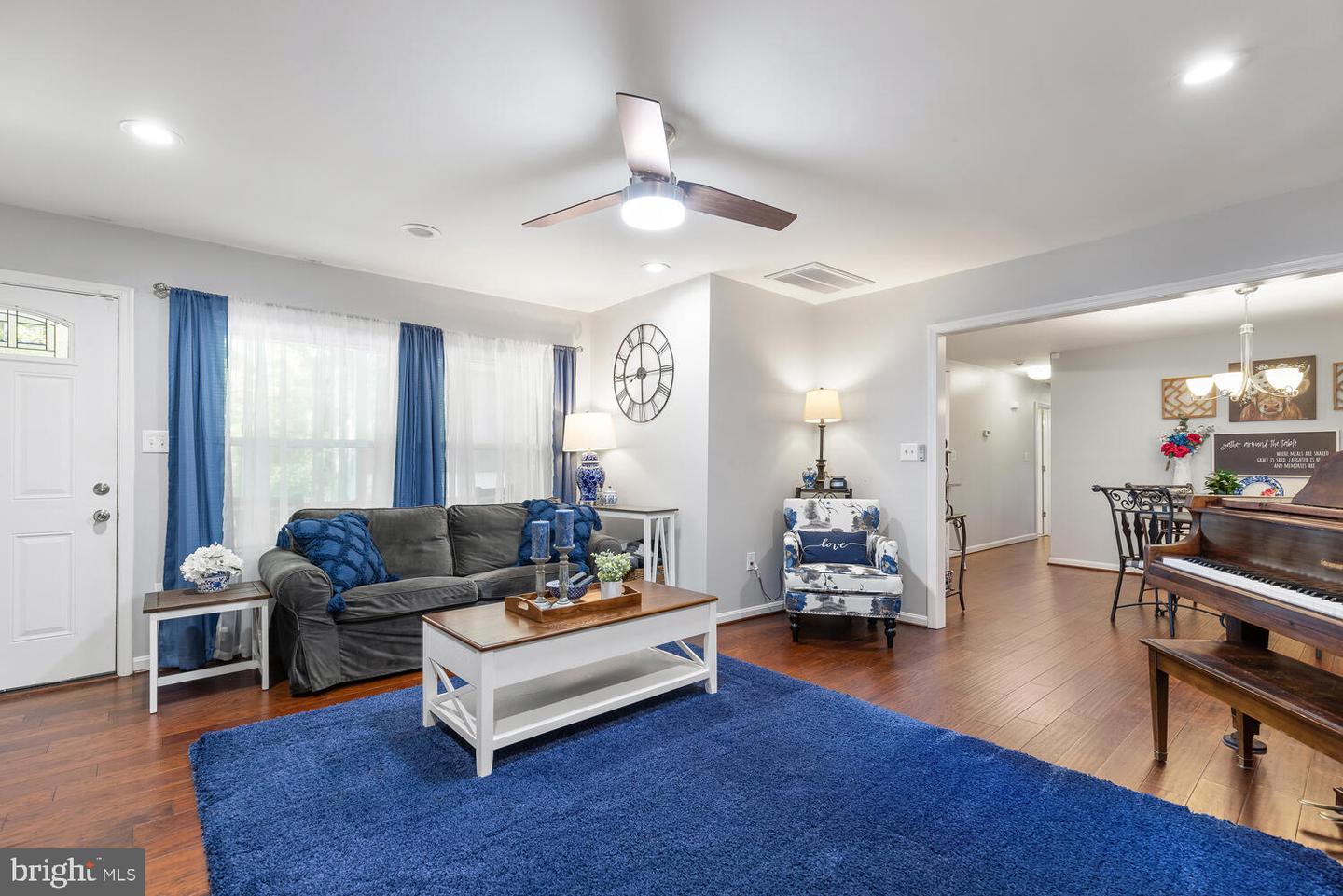 125 American DRIVE