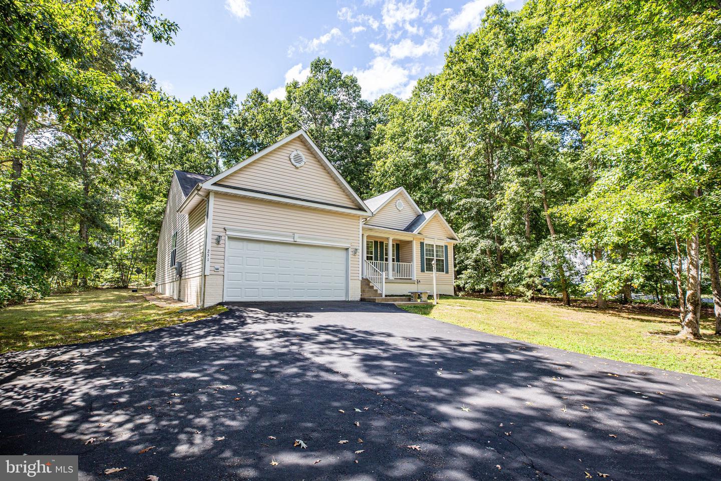 251 Somerset DRIVE
