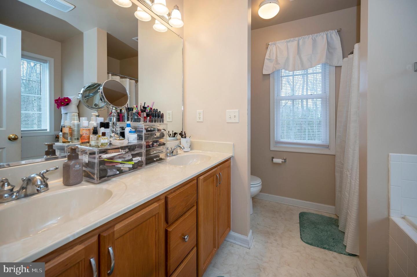 348 Crump DRIVE