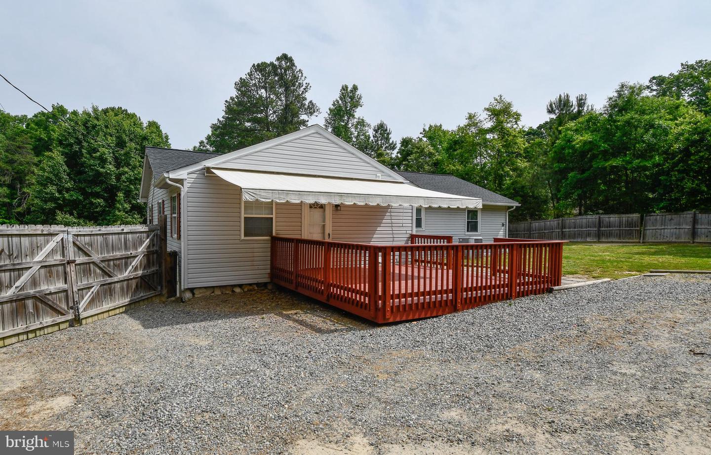 9336 Ladysmith ROAD
