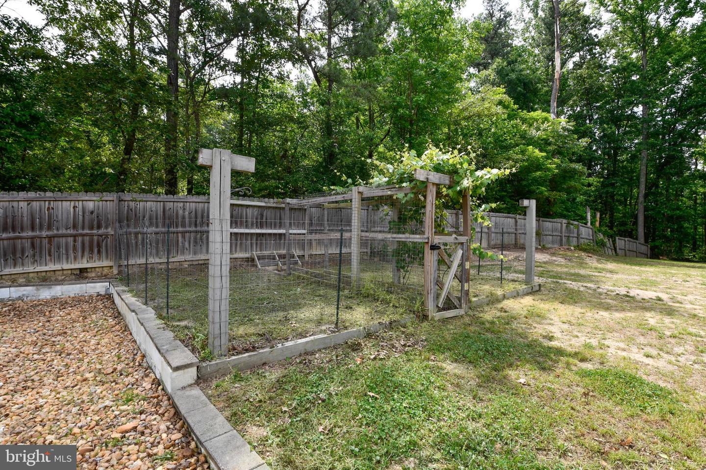9336 Ladysmith ROAD