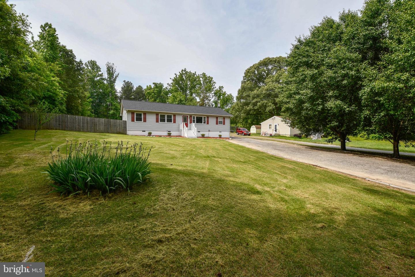 9336 Ladysmith ROAD