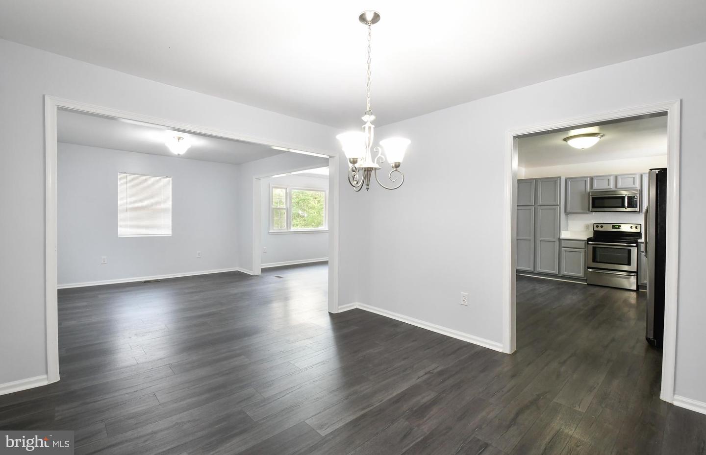 9336 Ladysmith ROAD