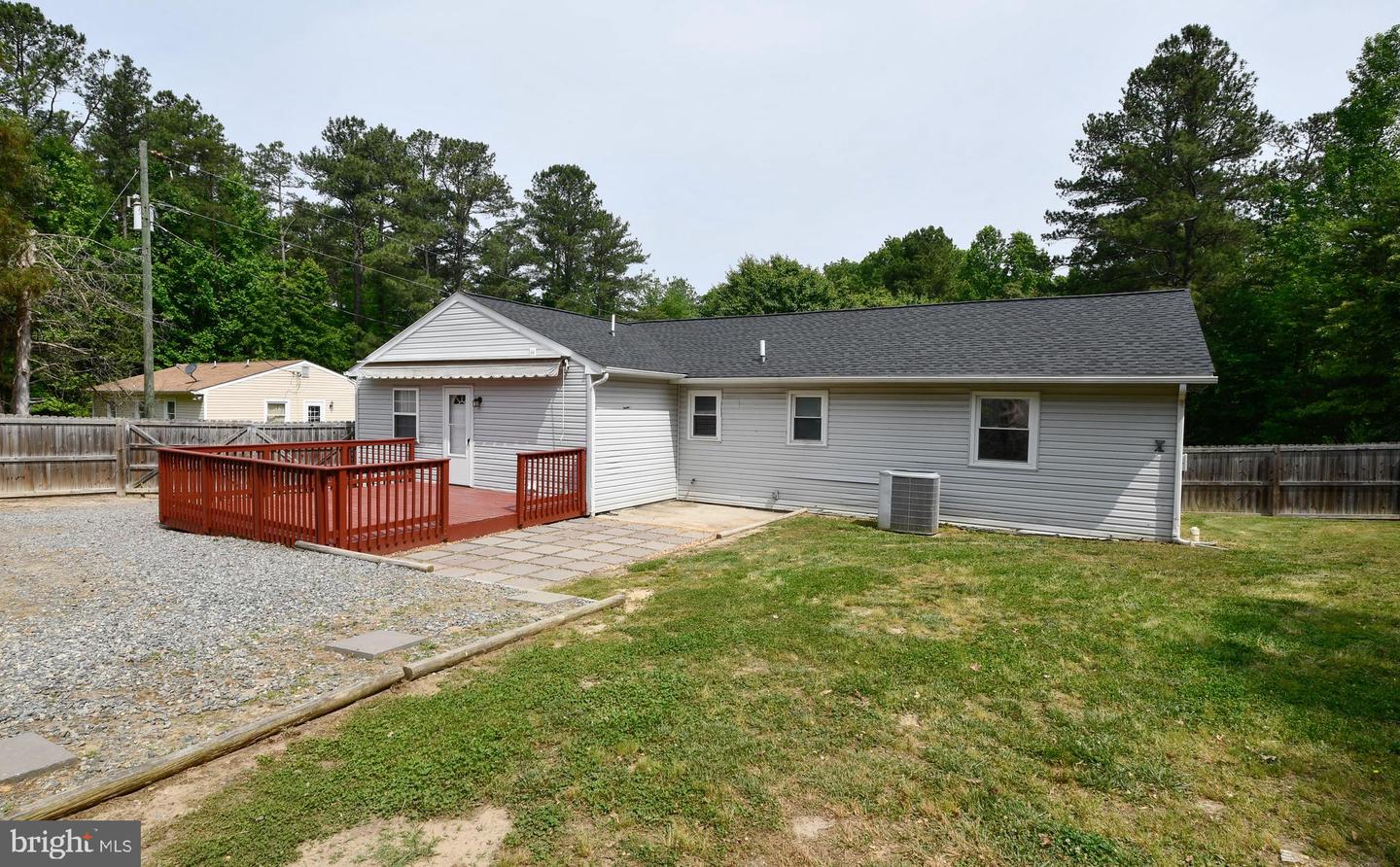 9336 Ladysmith ROAD