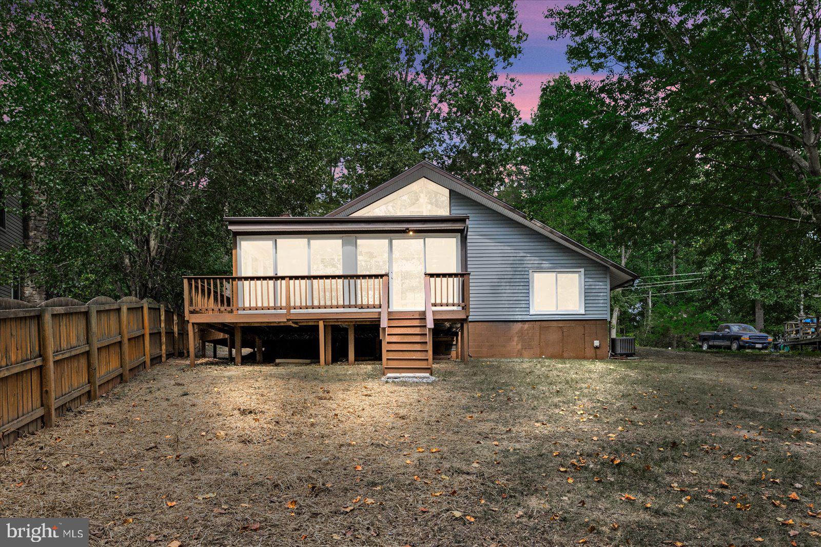 637 Wright Dr