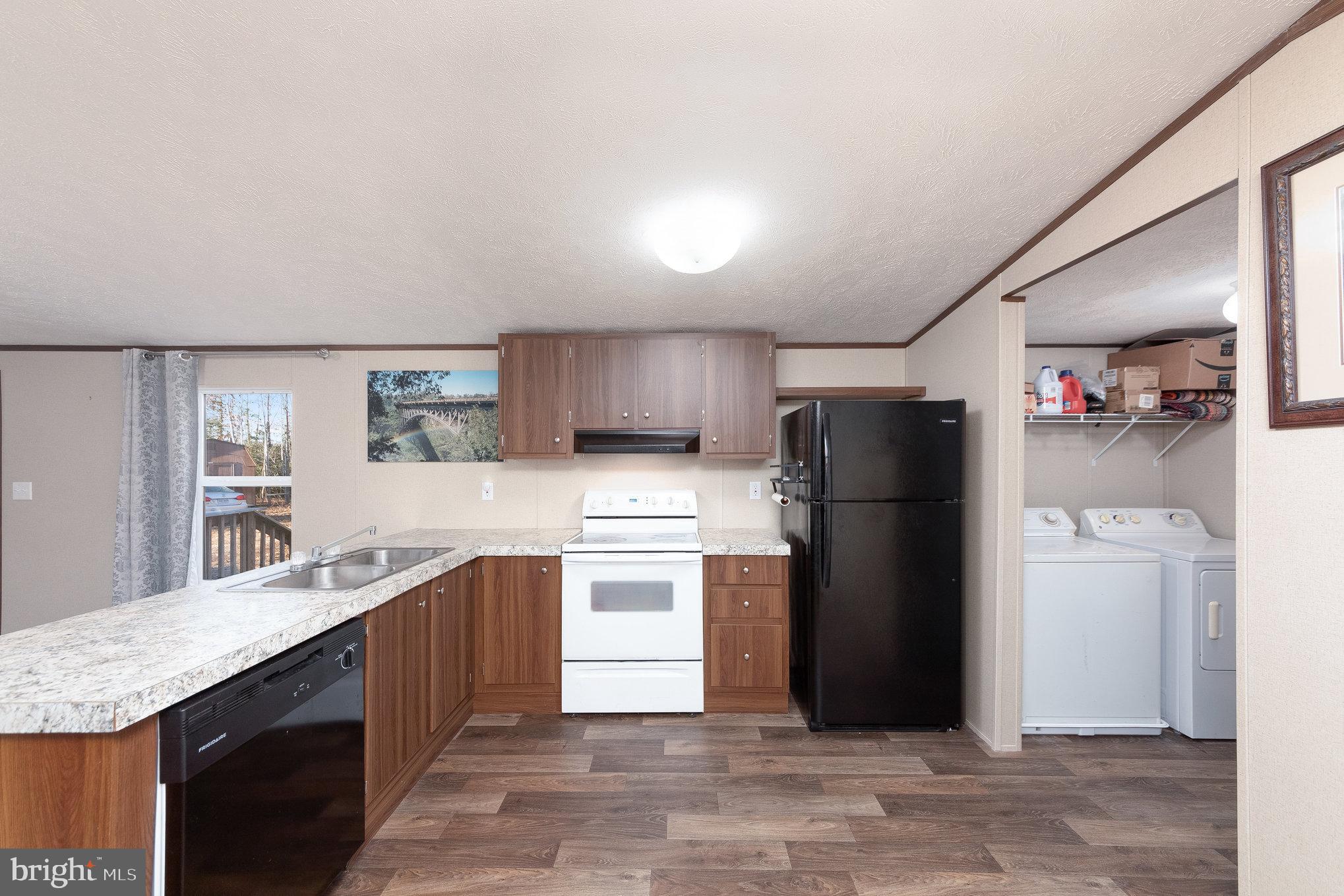 10019 Woodford ROAD