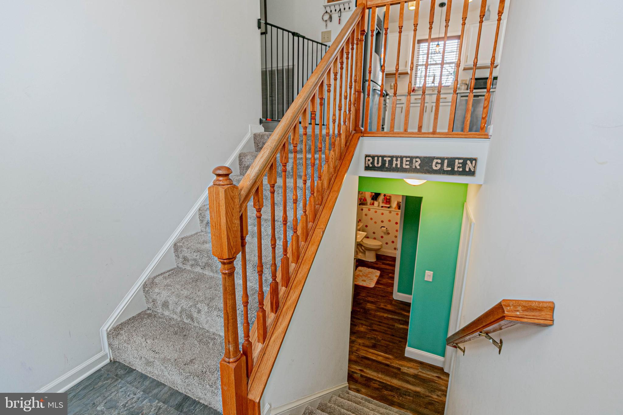213 Cedar Ridge Dr