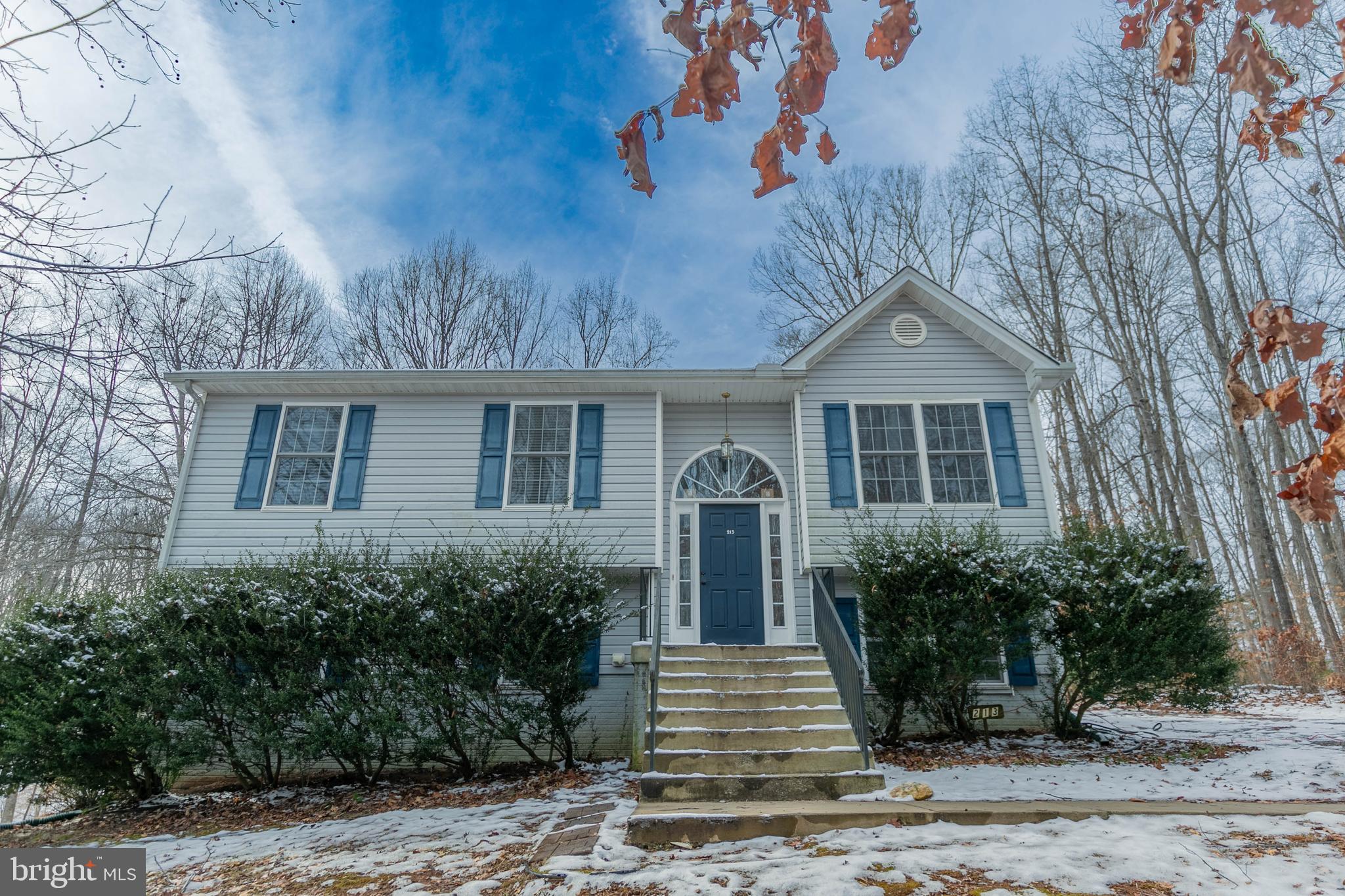 213 Cedar Ridge Dr