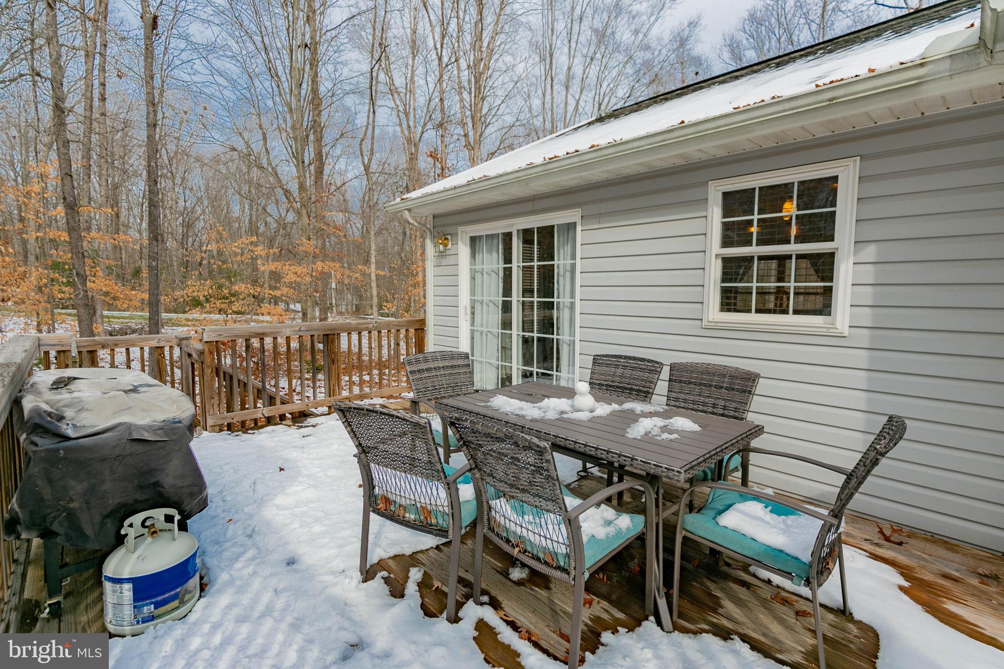 213 Cedar Ridge Dr