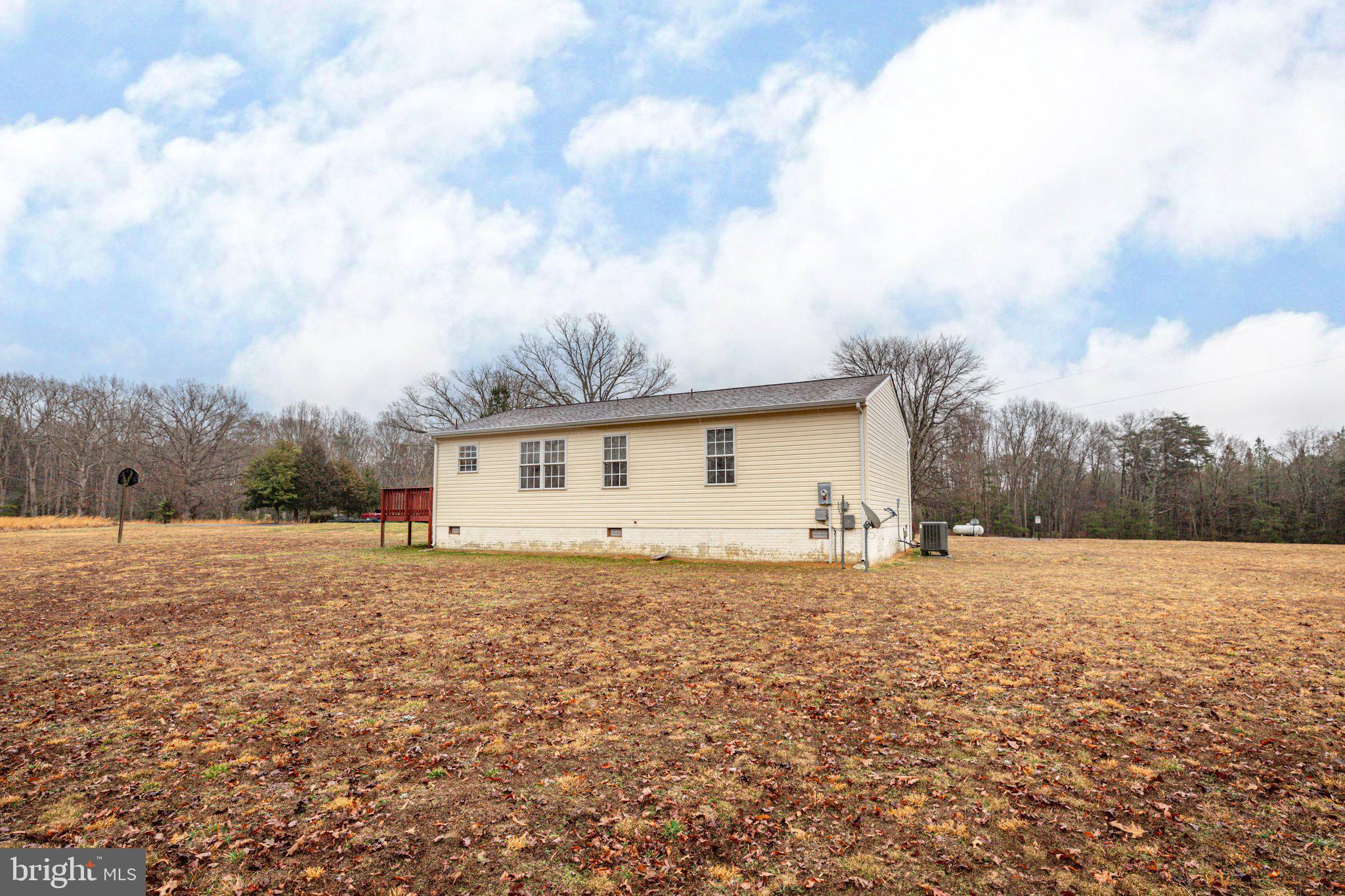 6310 Frazier Lane