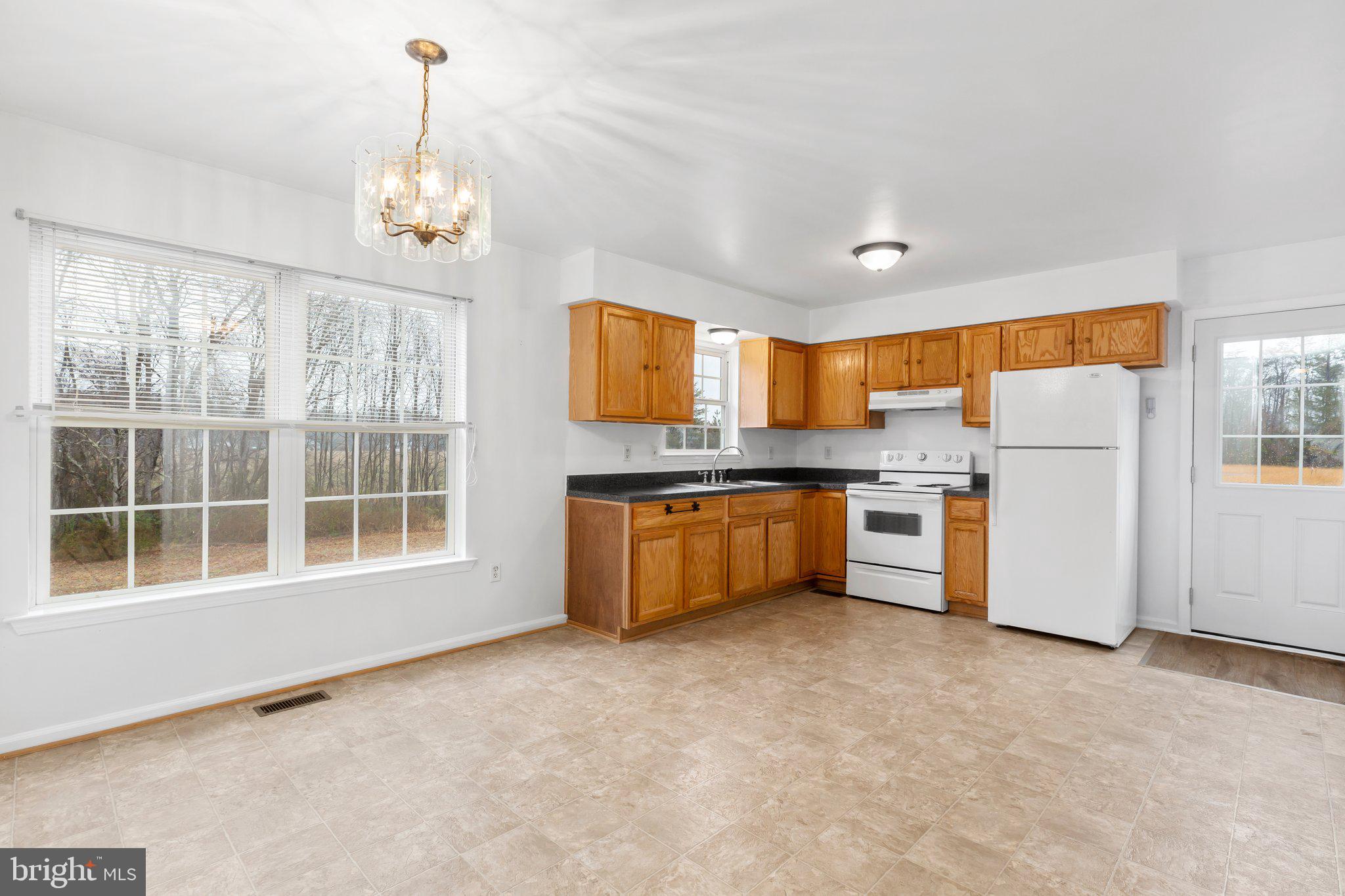 6310 Frazier Lane