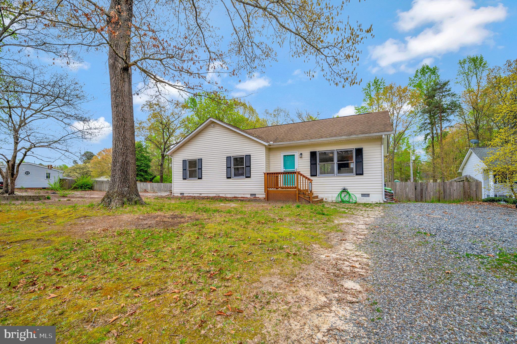 12216 Bunya Ln