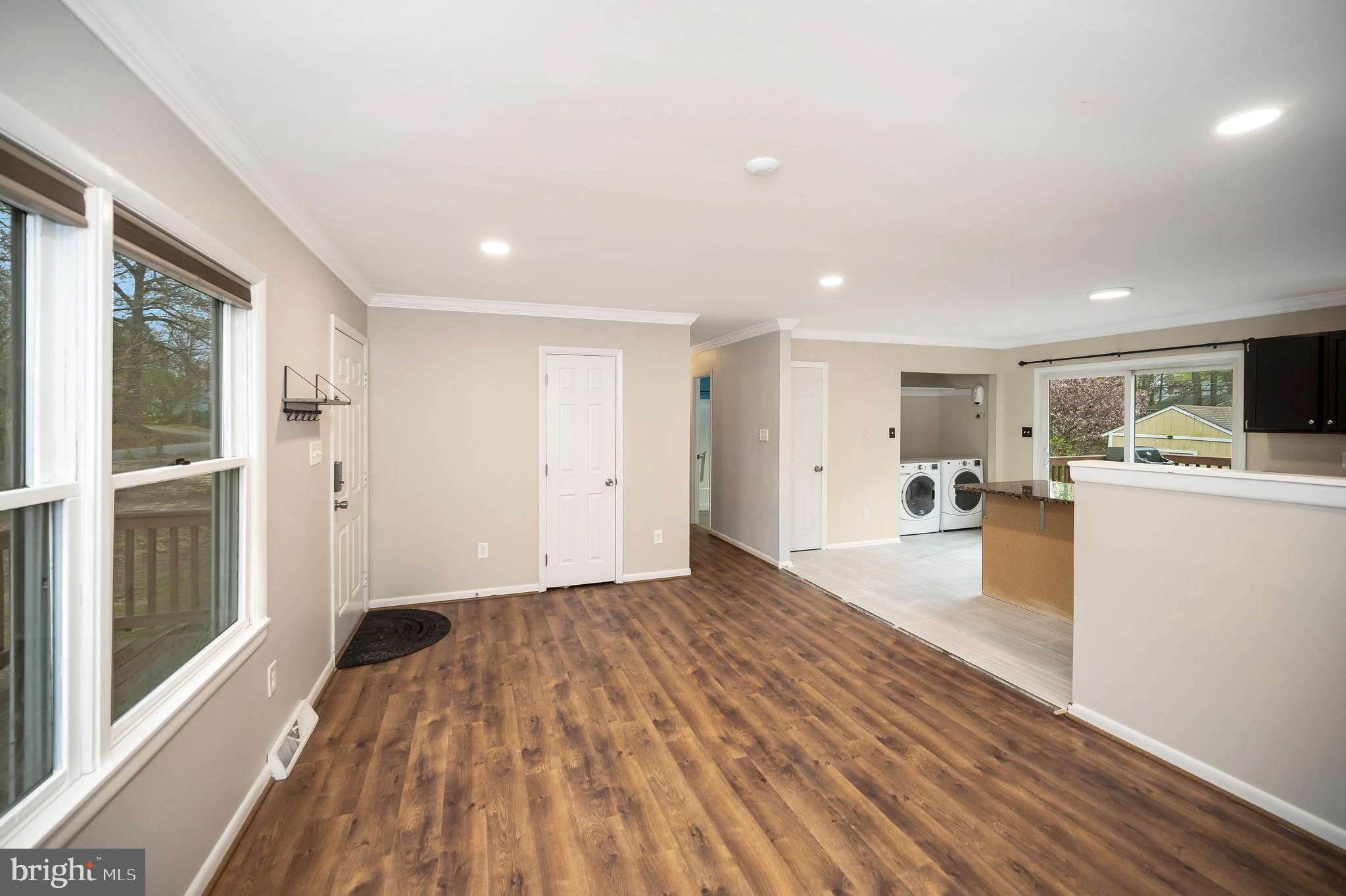 12216 Bunya Ln