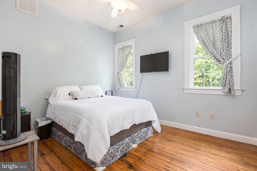 14500 Woodslane Rd