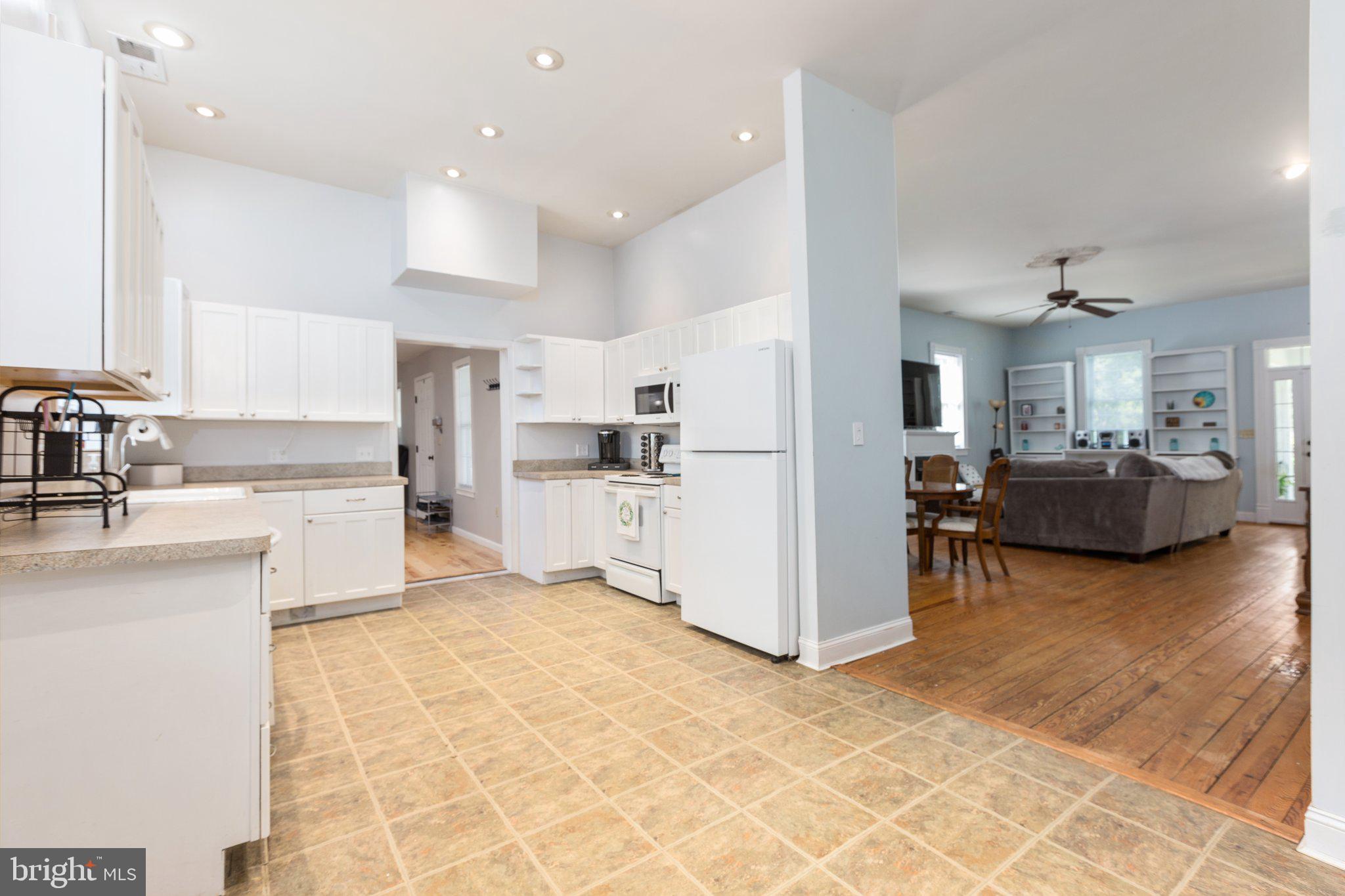 14500 Woodslane Rd
