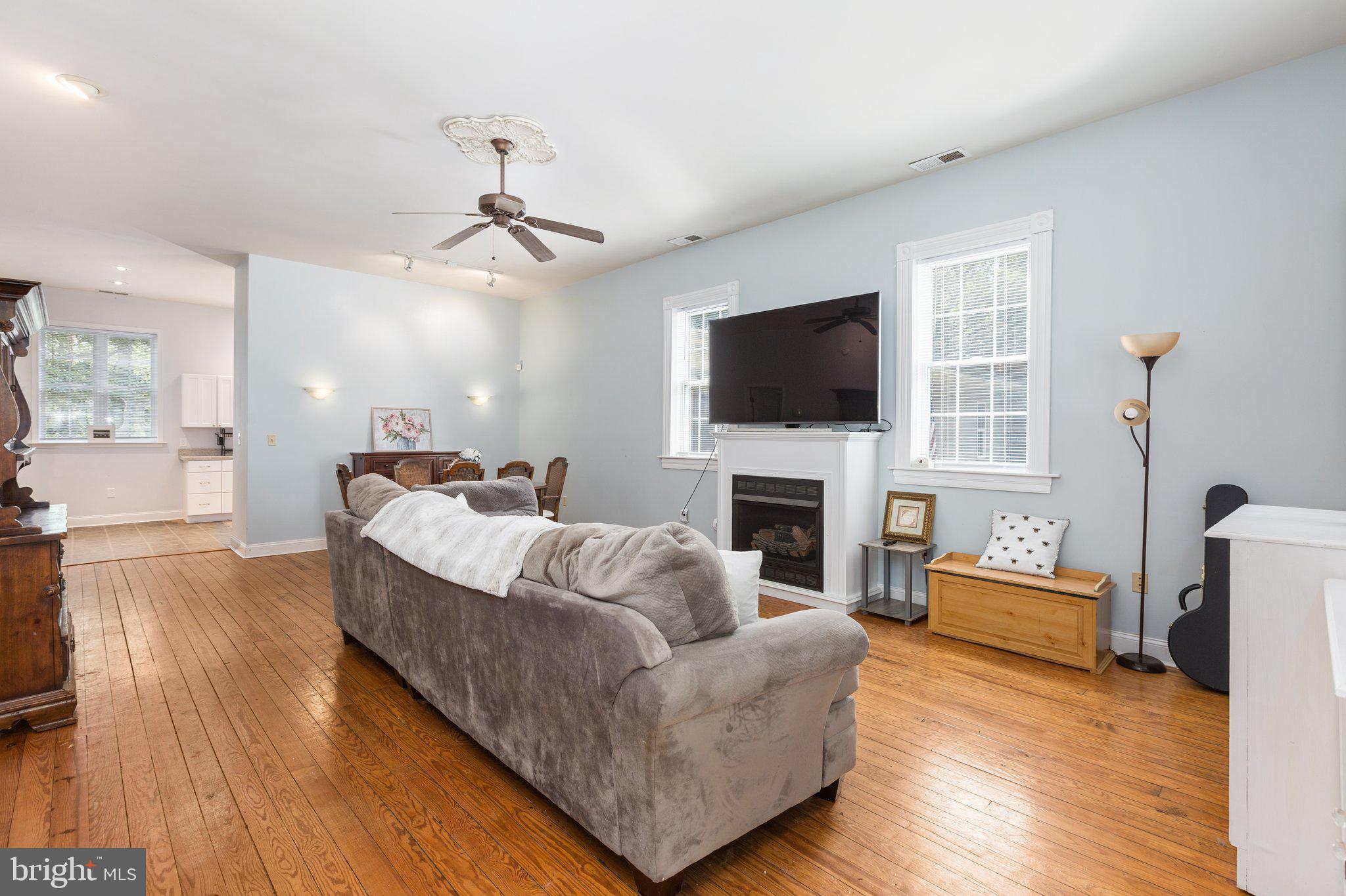 14500 Woodslane Rd
