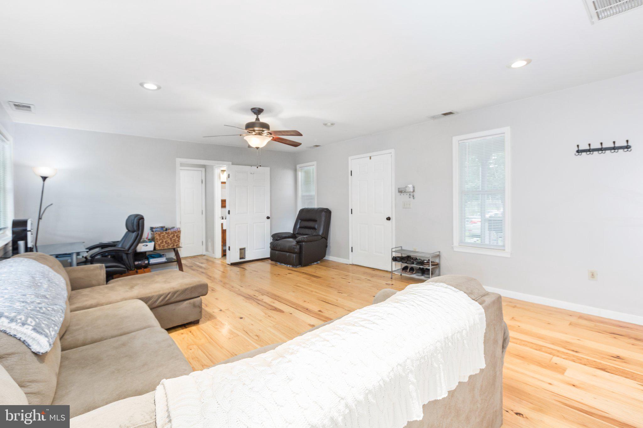 14500 Woodslane Rd