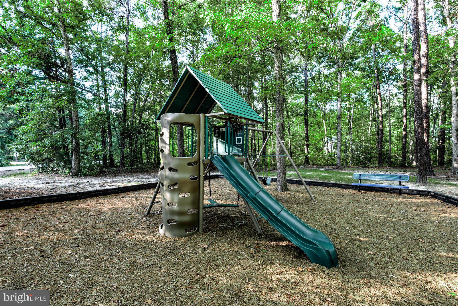 215 Lexington Dr