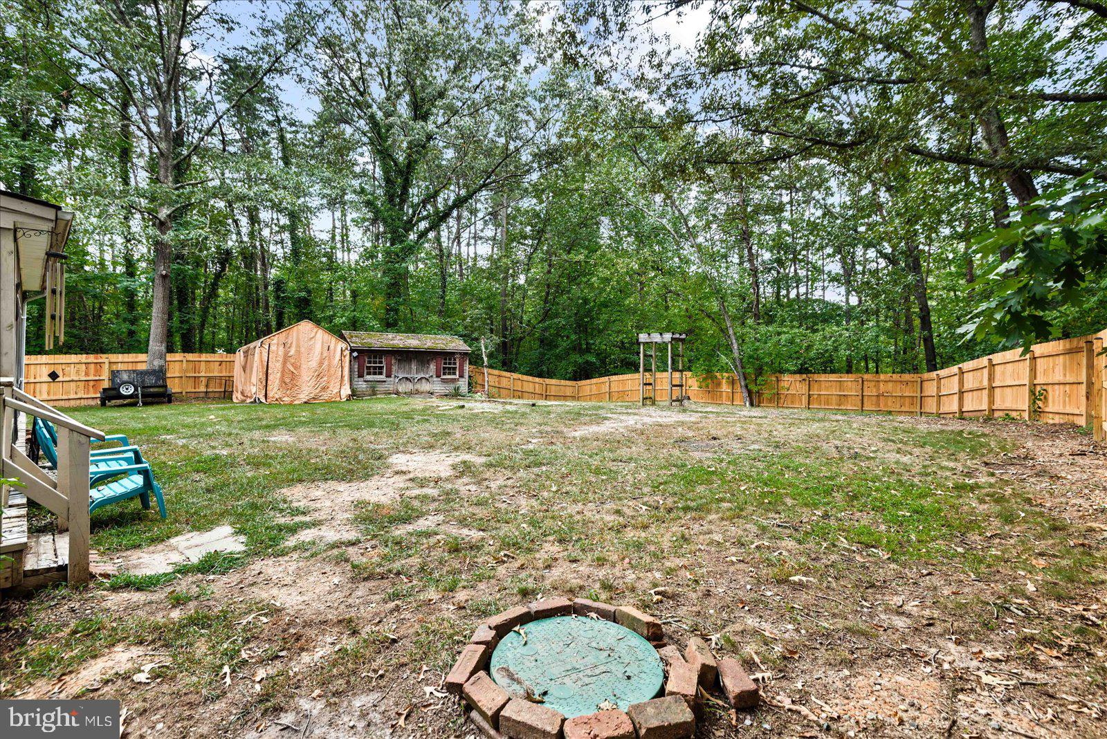 215 Lexington Dr